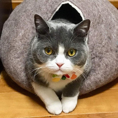 Felted Wool Cat Cave Bed 18.9 x 14.2 Inch